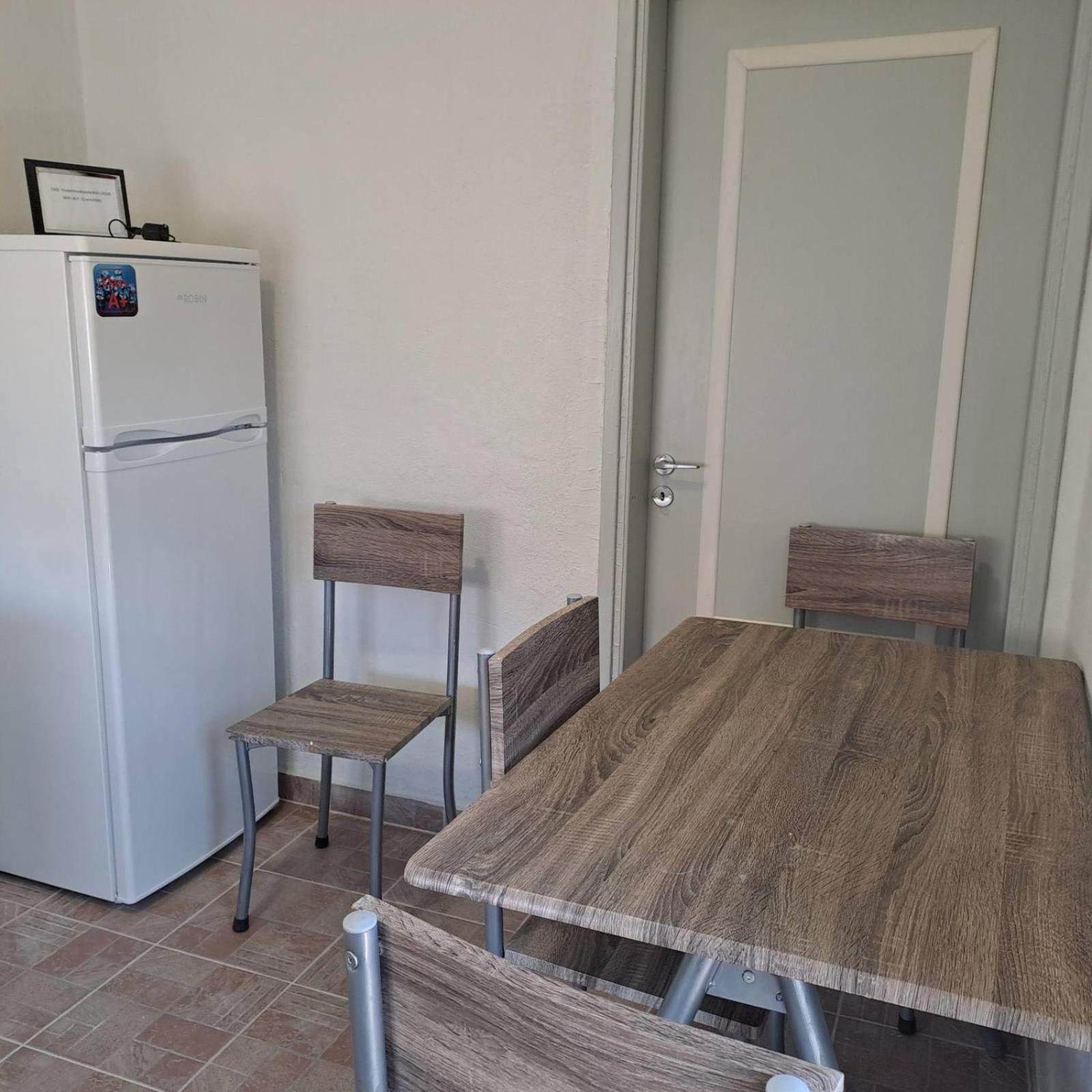 Makri Square Apartment Екстериор снимка