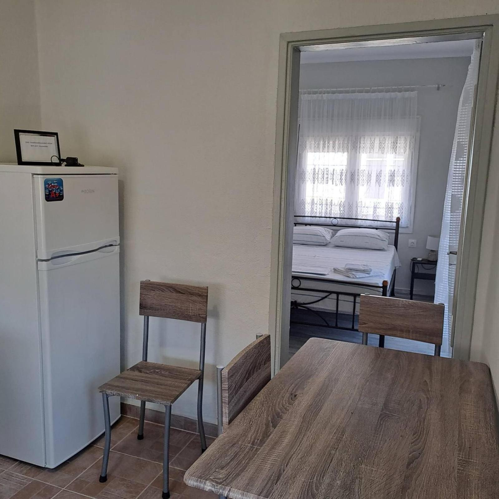 Makri Square Apartment Екстериор снимка