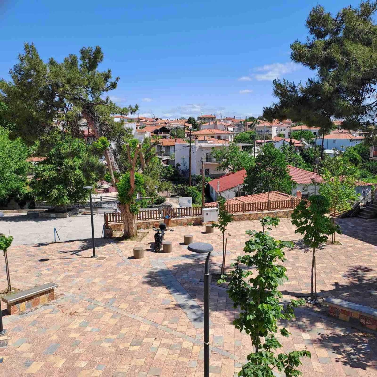 Makri Square Apartment Екстериор снимка