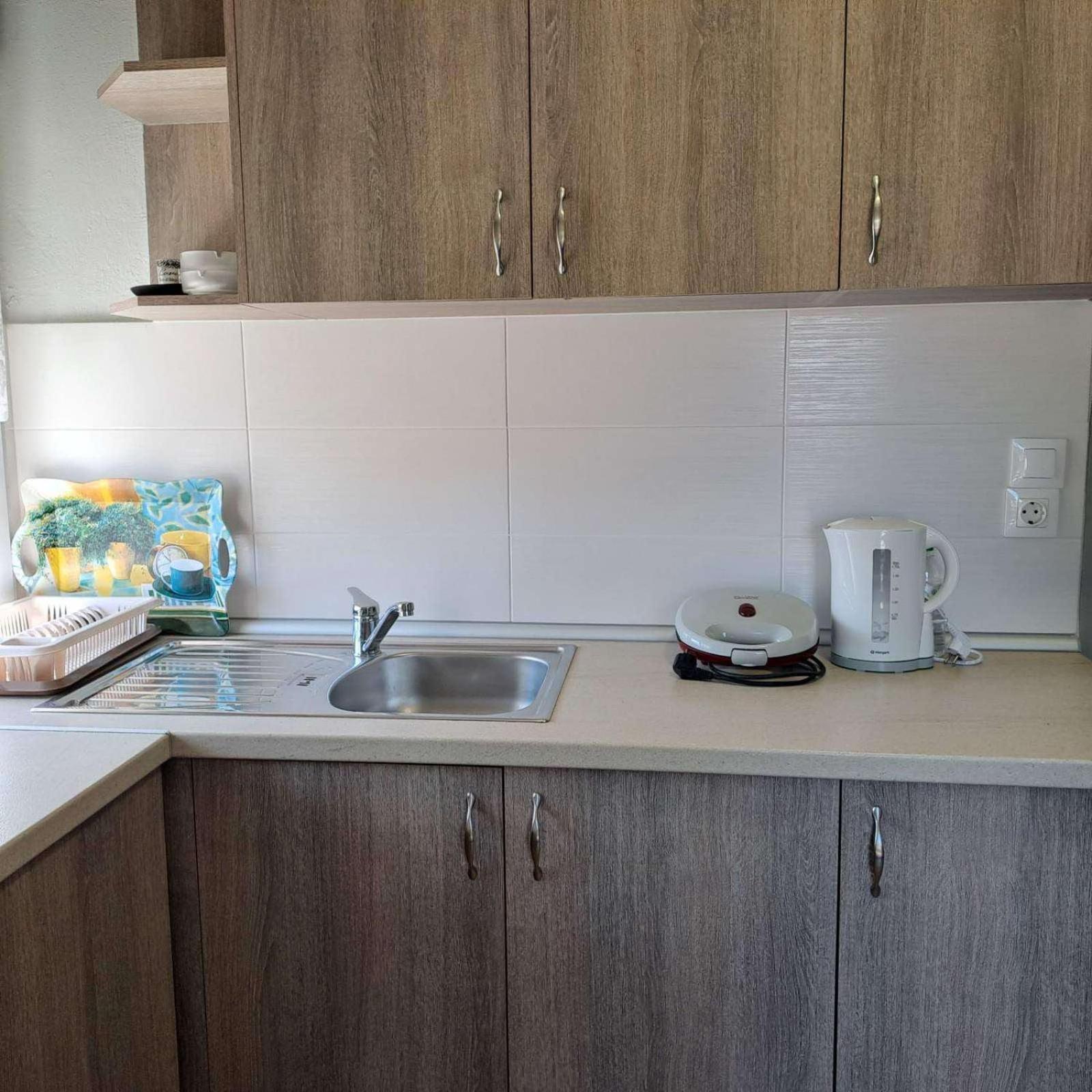 Makri Square Apartment Екстериор снимка
